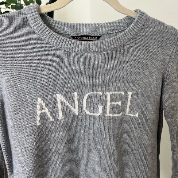 VS sweater - Picture 2 of 3